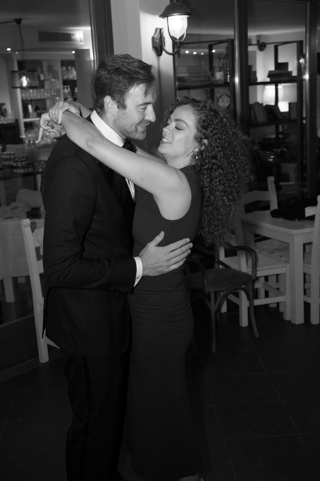 Mirjam und Marvin tanzen gemeinsam